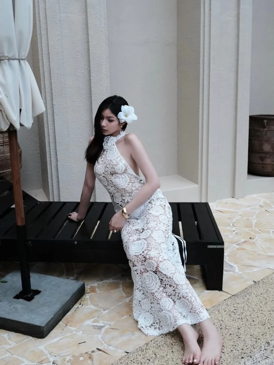 Photo 3 of Đầm ren trắng halter Hiin.design size S