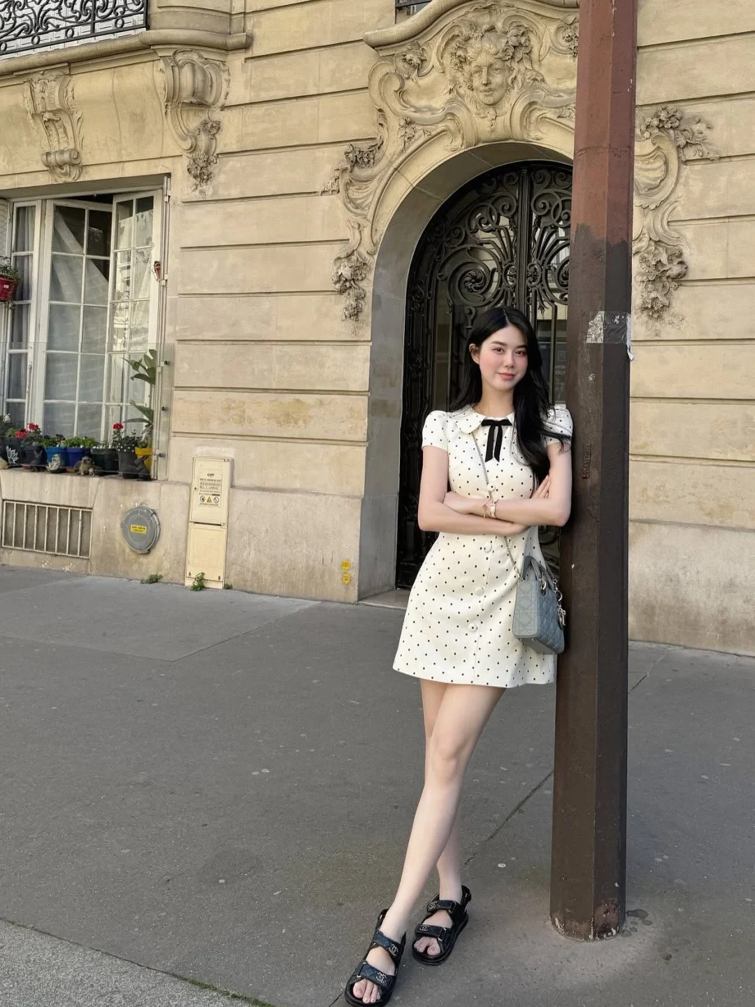 Photo 5 of Đầm chấm bi cổ búp bê Joie Des Roses