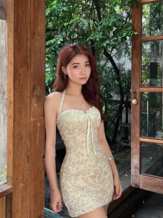 Ảnh 1 của Đầm mini hoa nhí hai dây Takeit size M
