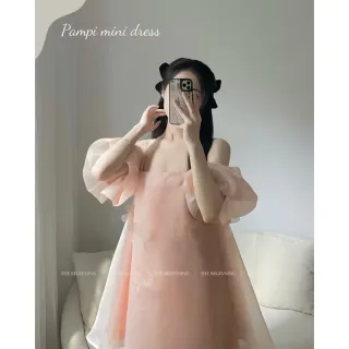 Photo 3 of Váy mini vai trễ hồng pastel nữ tính