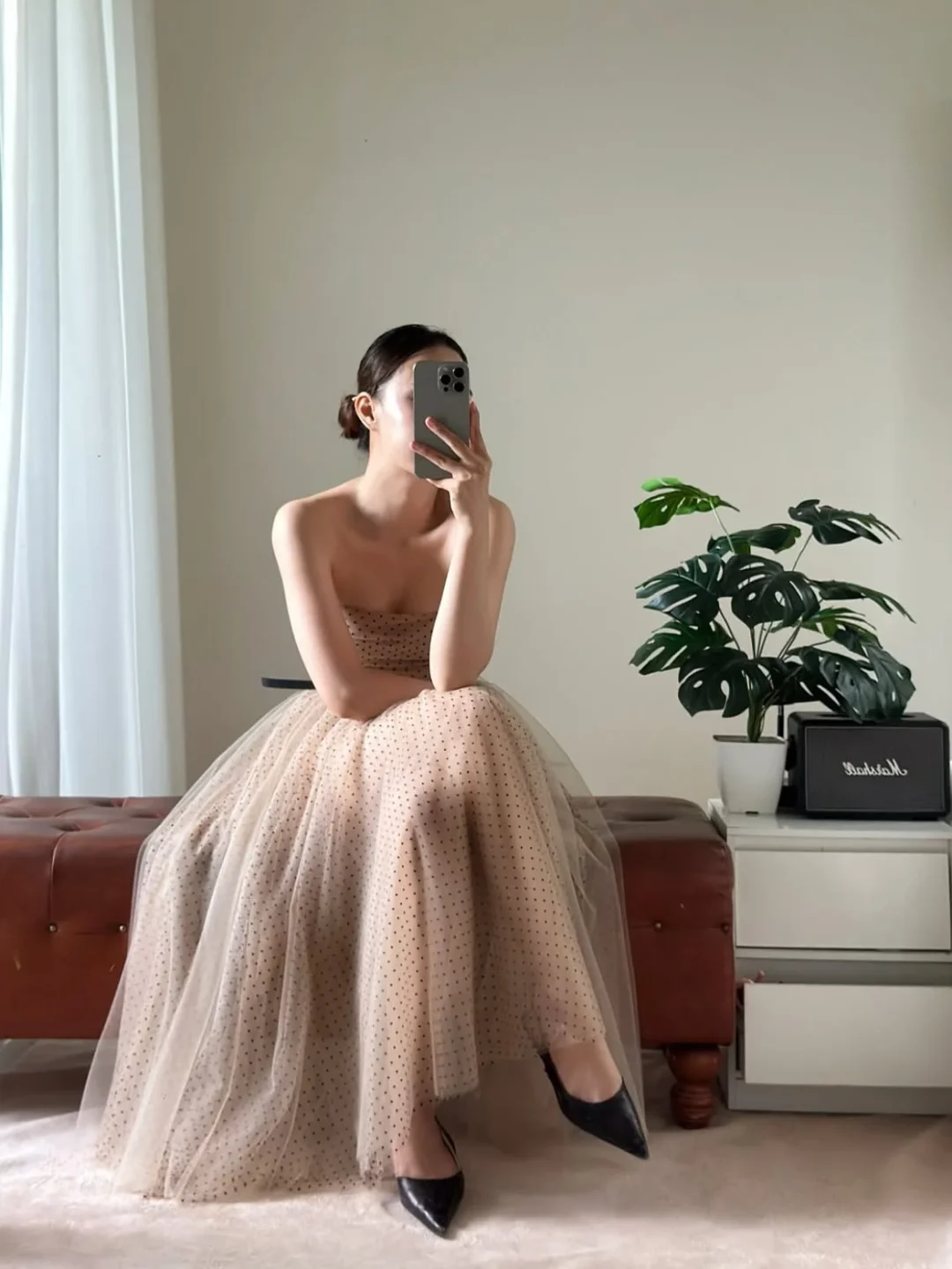 Ảnh 4 của Đầm dạ hội strapless chấm bi nude Ouch.Ic