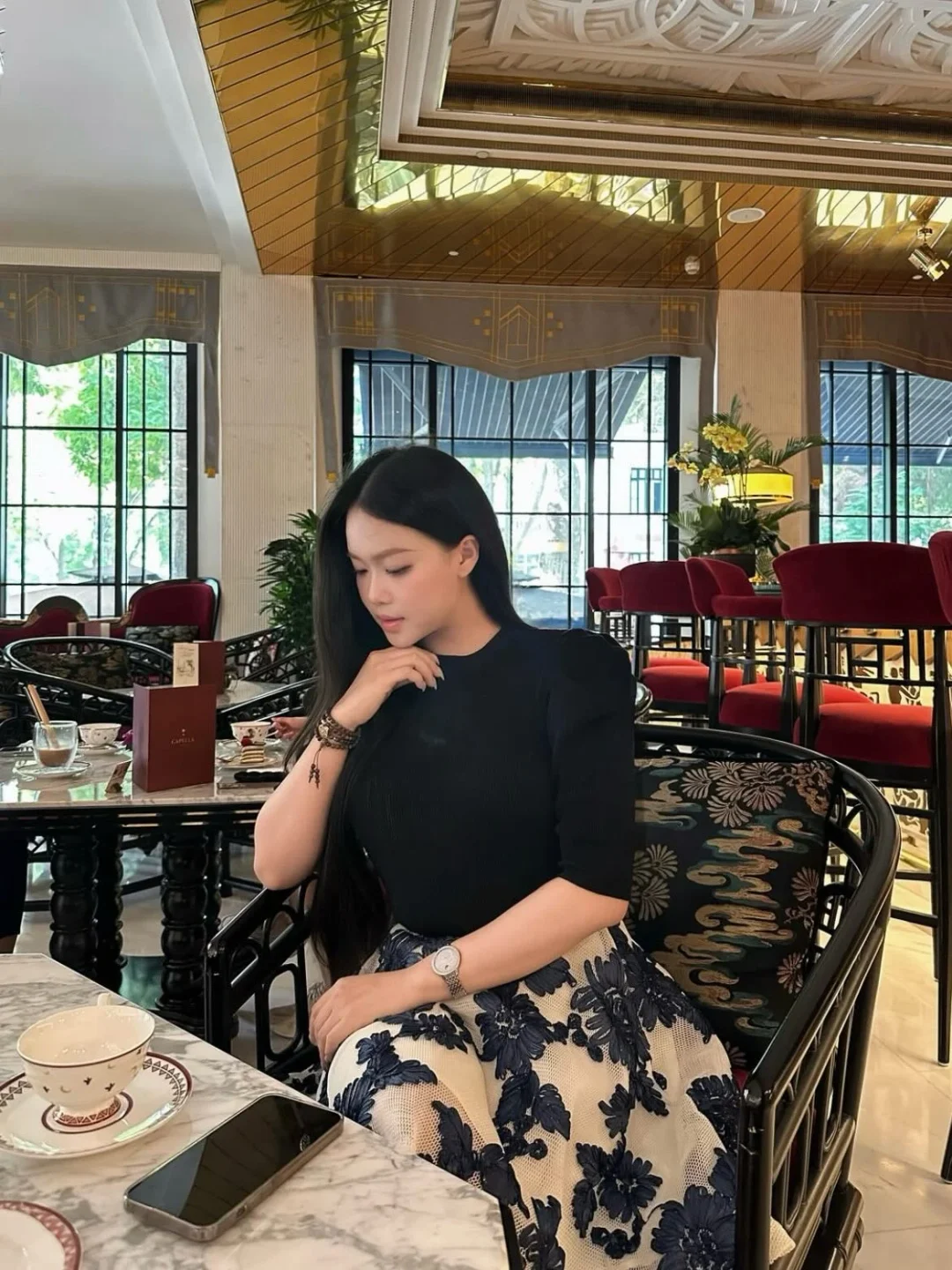 Photo 5 of Chân váy hoa nữ midi trắng xanh Luyuanr