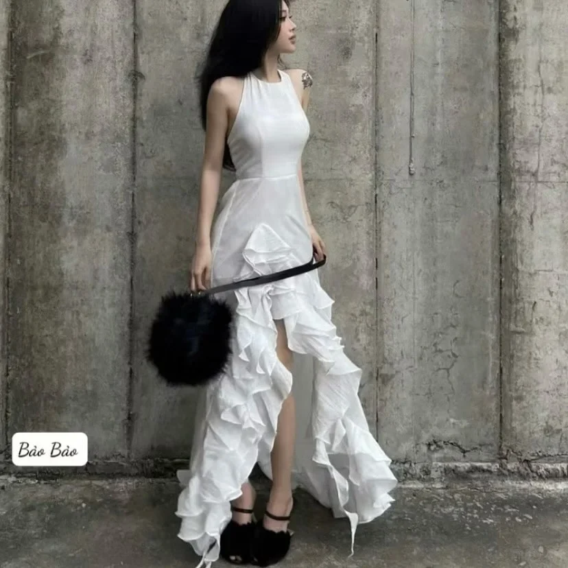 Photo 1 of Váy dạ hội trắng xẻ tà sang trọng nữ