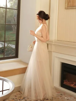 Ảnh 4 của Váy tiệc một vai ren voan be KHIẾT size L