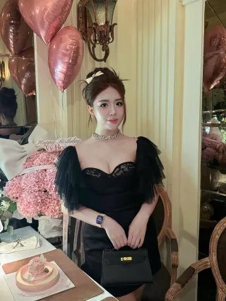 Ảnh 3 của Đầm ngắn satin đen OIA STUDIOS