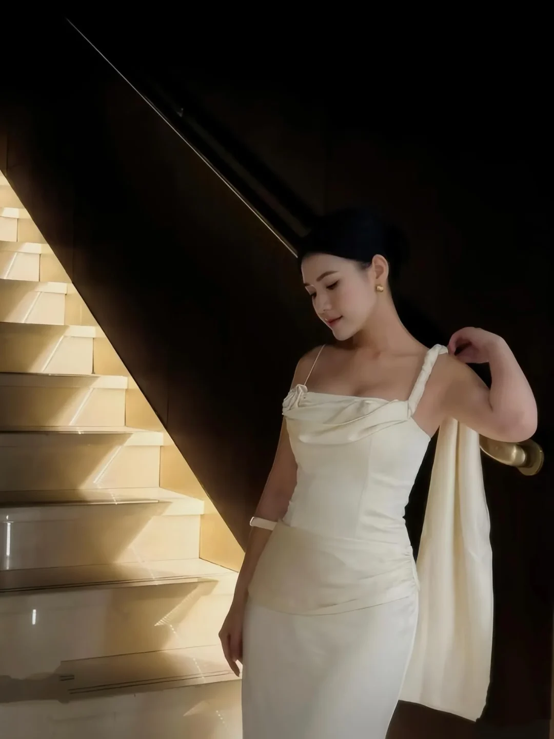 Ảnh 1 của Đầm Satin Trắng Hai Dây Those Studios