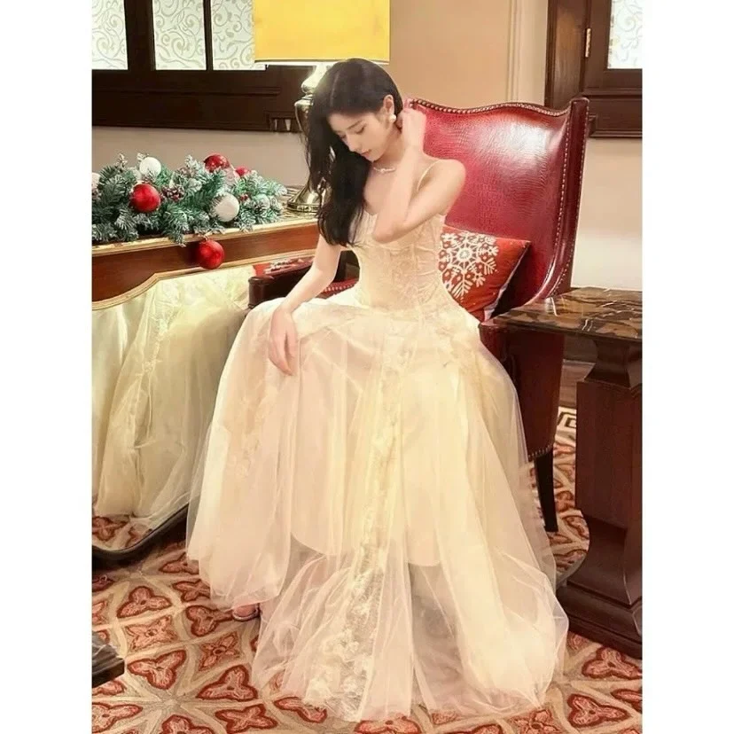 Ảnh 1 của Váy tiệc voan pastel ren kem nhạt nữ