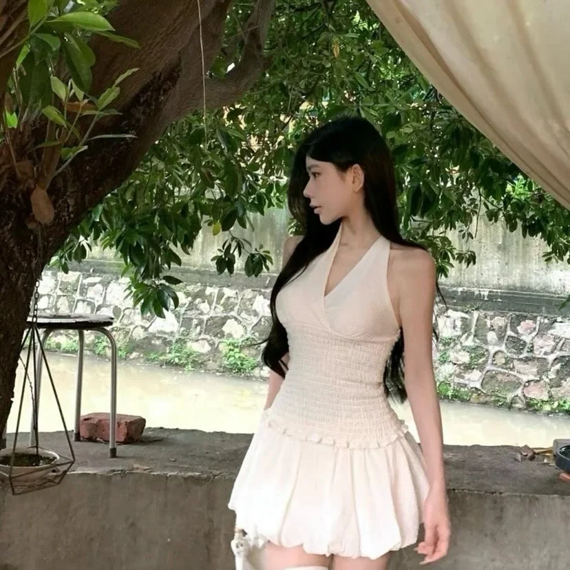Ảnh 1 của Đầm halter ngắn xếp nếp màu kem nữ