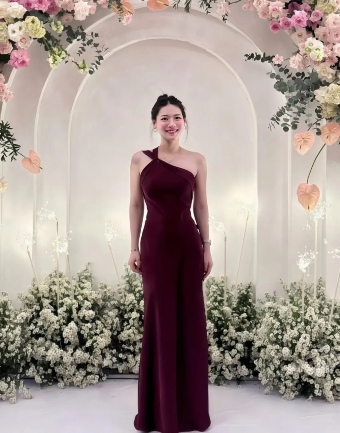 Photo 1 of Đầm dài một vai đỏ đô Dressesinsilk