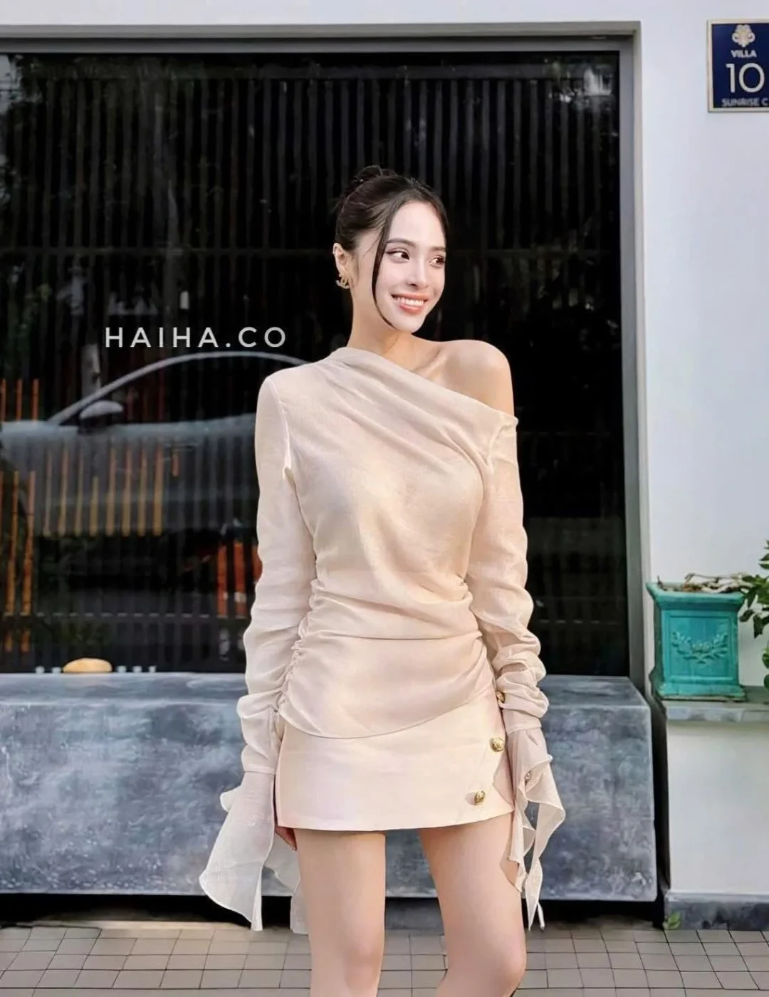 Photo 10 of Set áo váy lệch vai kem HAI HA