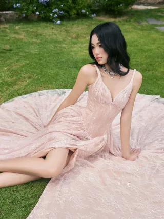 Ảnh 3 của Váy dạ hội ren hồng pastel nữ
