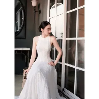 Photo 2 of Váy ren maxi trắng nữ thanh lịch