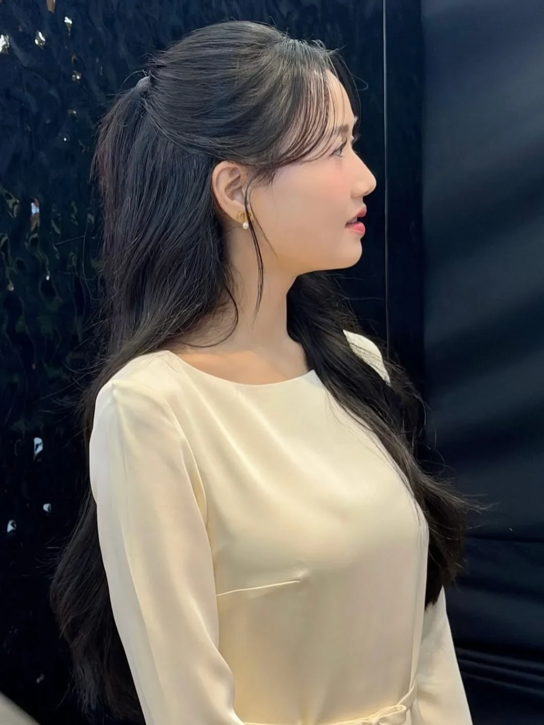 Ảnh 3 của Đầm lụa kem tay loe Joie Des Roses size S