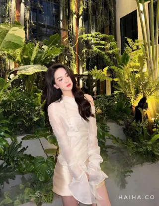 Photo 3 of Set áo váy lệch vai kem HAI HA