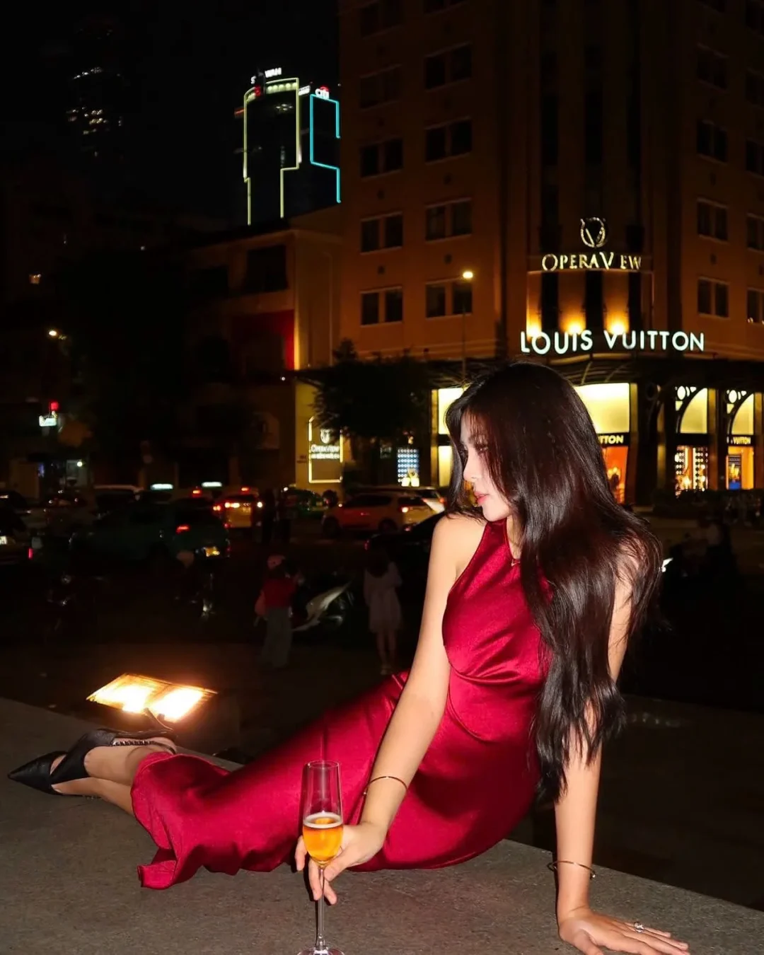 Photo 5 of Váy dài satin đỏ Fetish size S