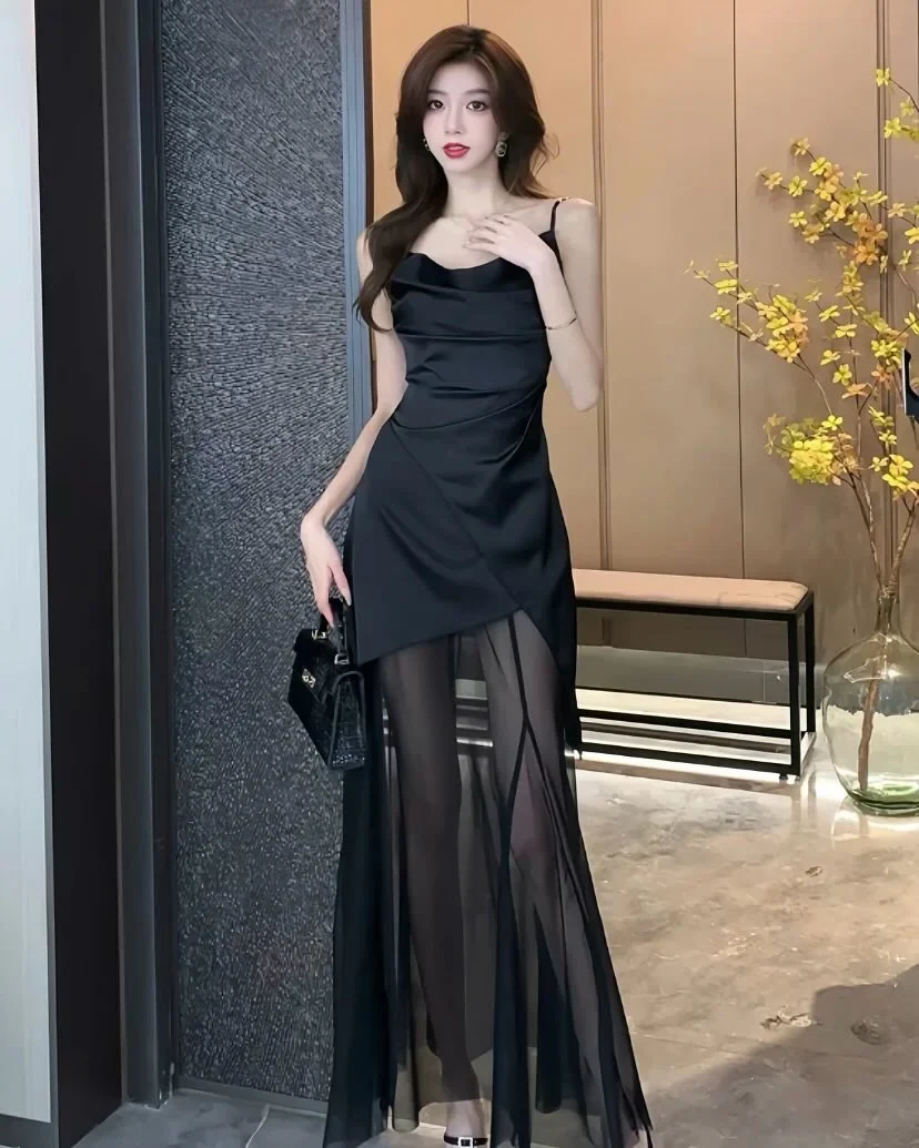 Ảnh 2 của Đầm satin đen hai dây dự tiệc nữ