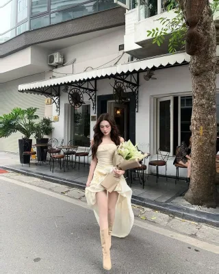 Photo 3 of Đầm tiệc voan kem Must Have