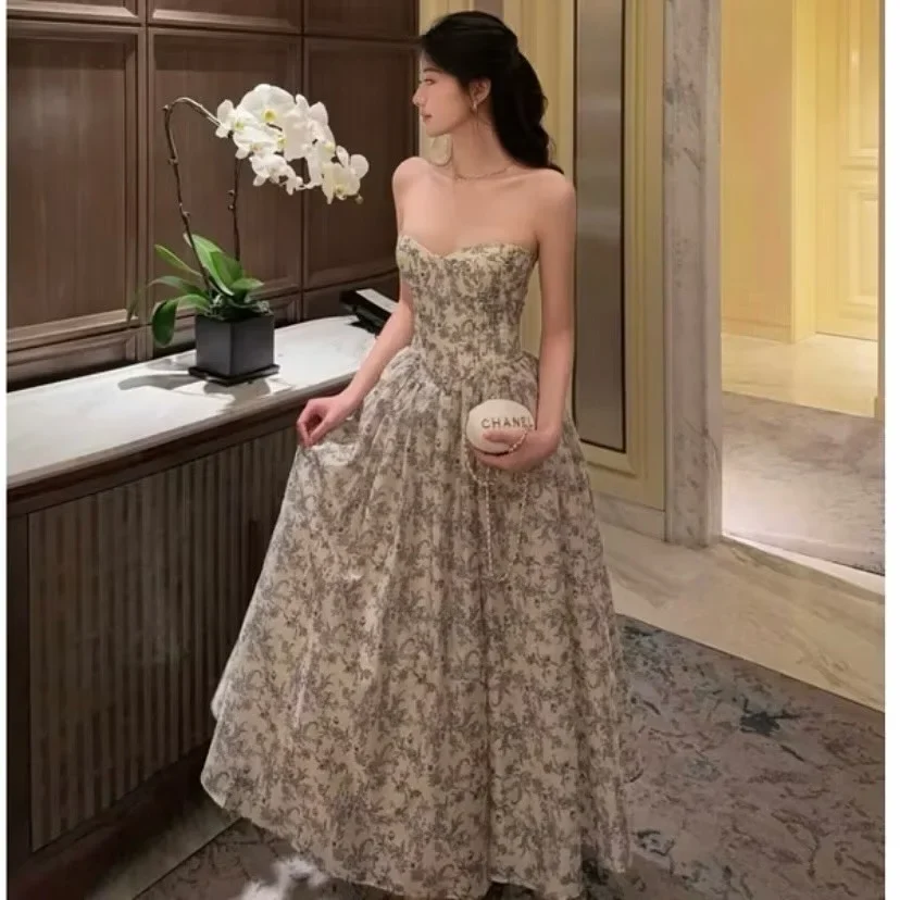 Ảnh 3 của Váy tiệc strapless hoa văn be tím nữ