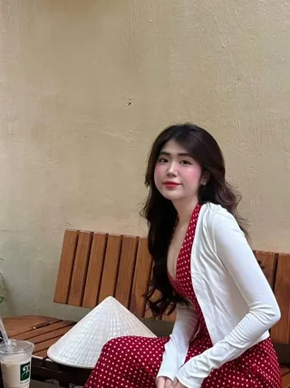 Ảnh 2 của Váy maxi chấm bi đỏ đô freesize nữ