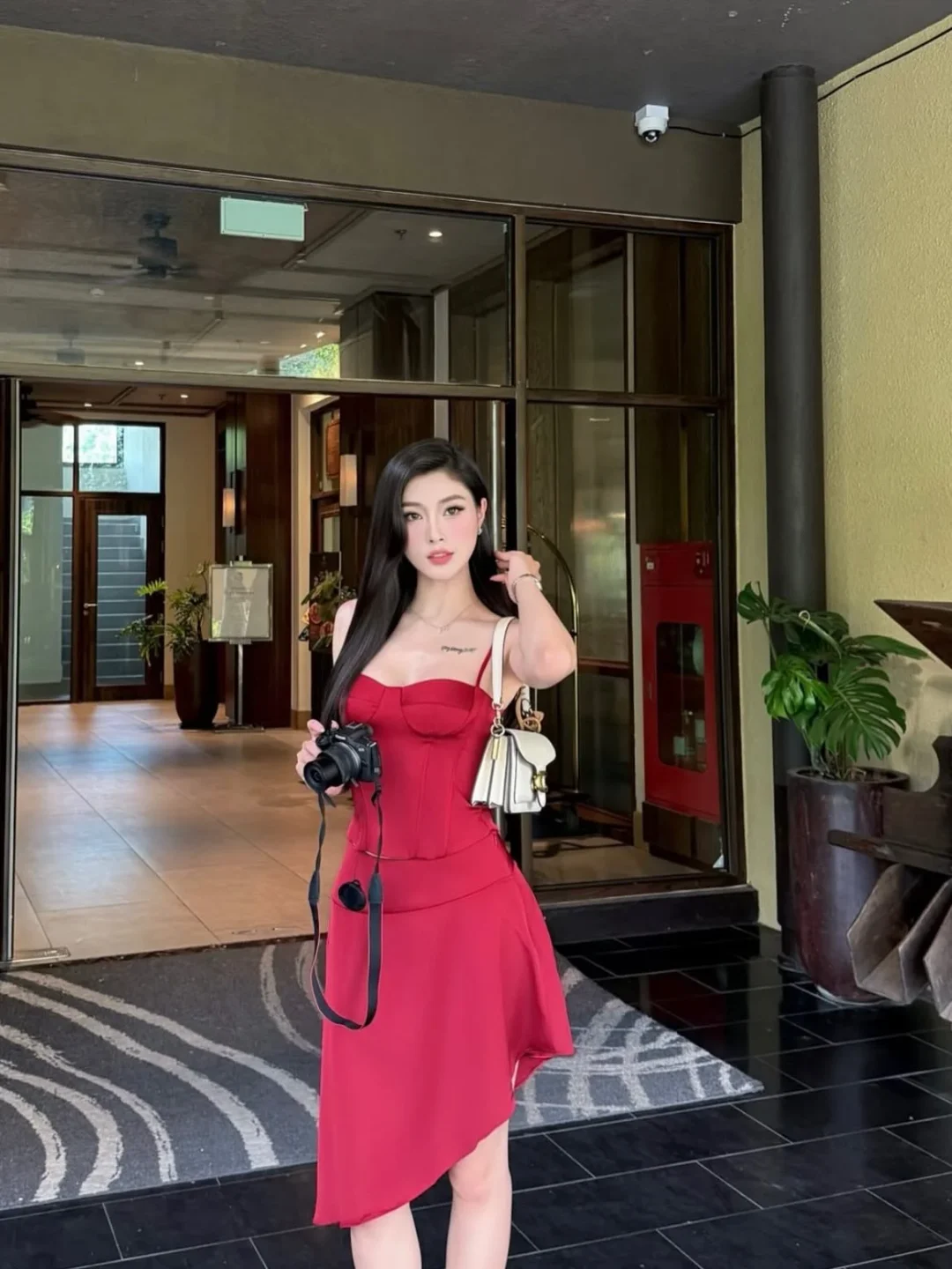 Ảnh 5 của Set áo váy đỏ Charmanine hai mảnh nữ