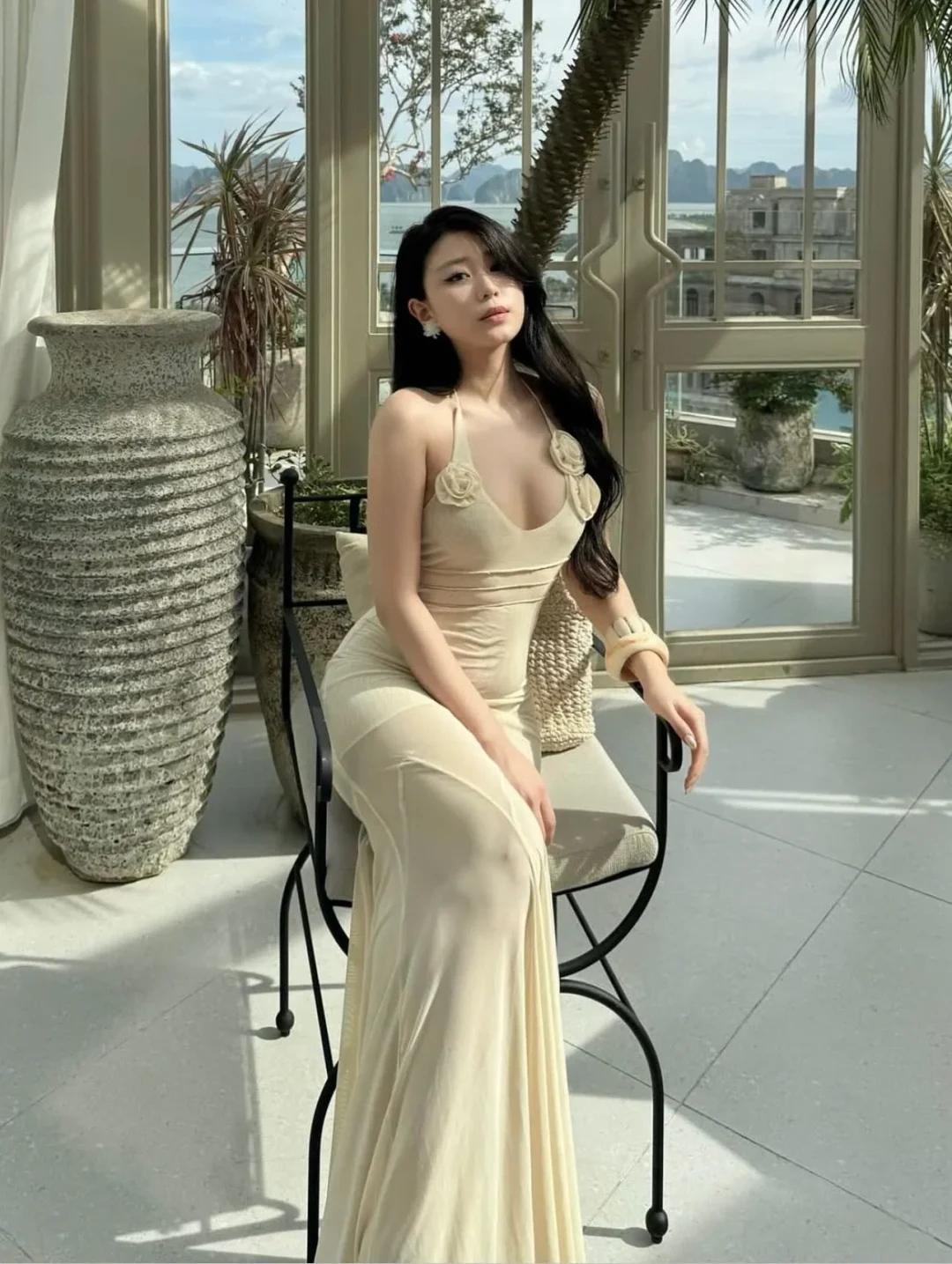 Photo 4 of Đầm dạ hội lụa kem Doublebizz size S