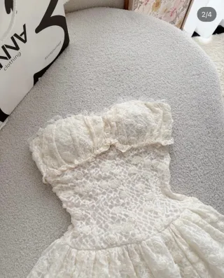 Photo 2 of Váy ren trắng kem strapless nữ