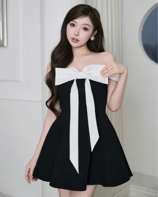 Photo 2 of Váy mini trễ vai nơ trắng nữ