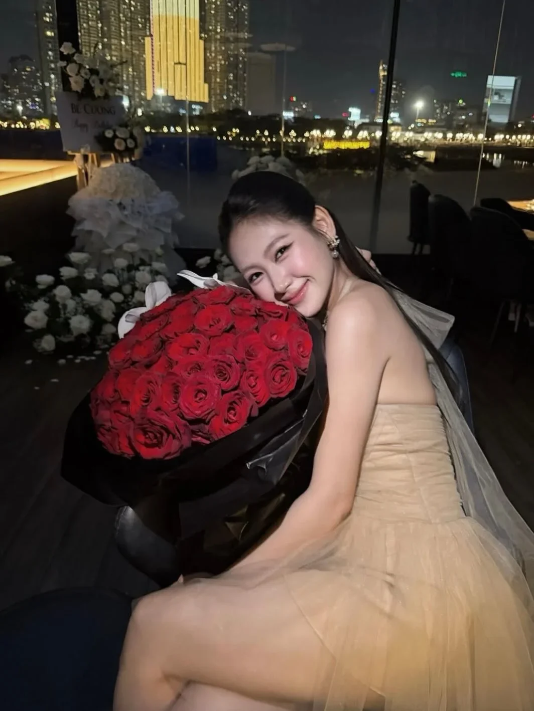 Photo 10 of Đầm dạ hội voan be sang trọng nữ