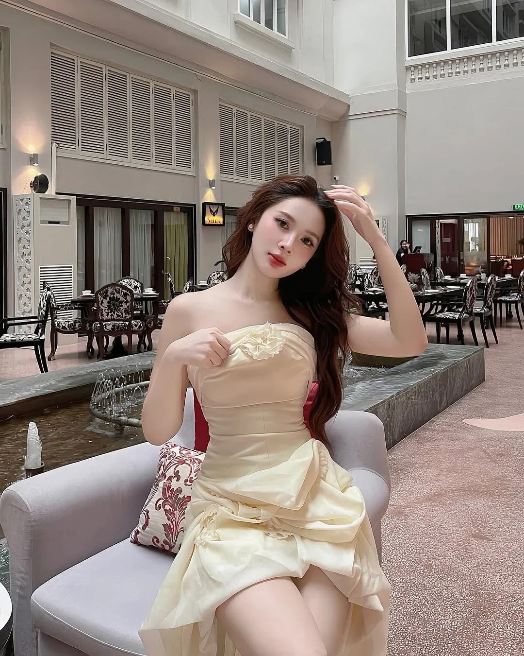 Photo 6 of Đầm tiệc voan kem Must Have