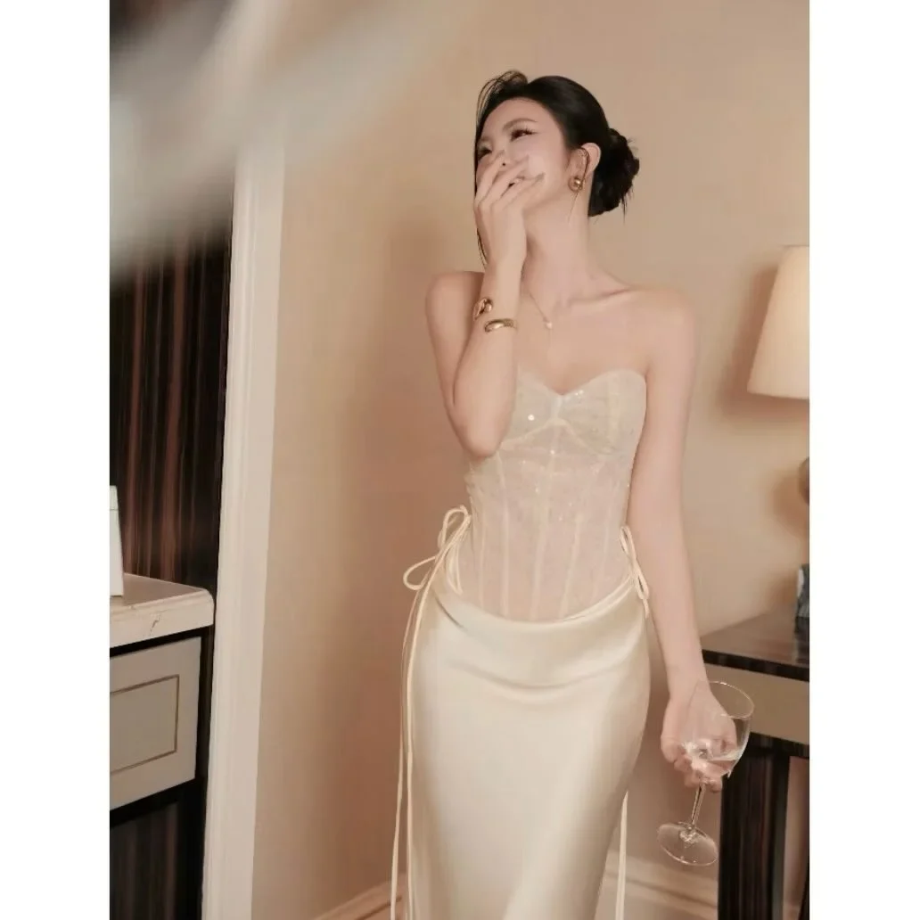 Ảnh 2 của Đầm corset lụa trắng be dài nữ