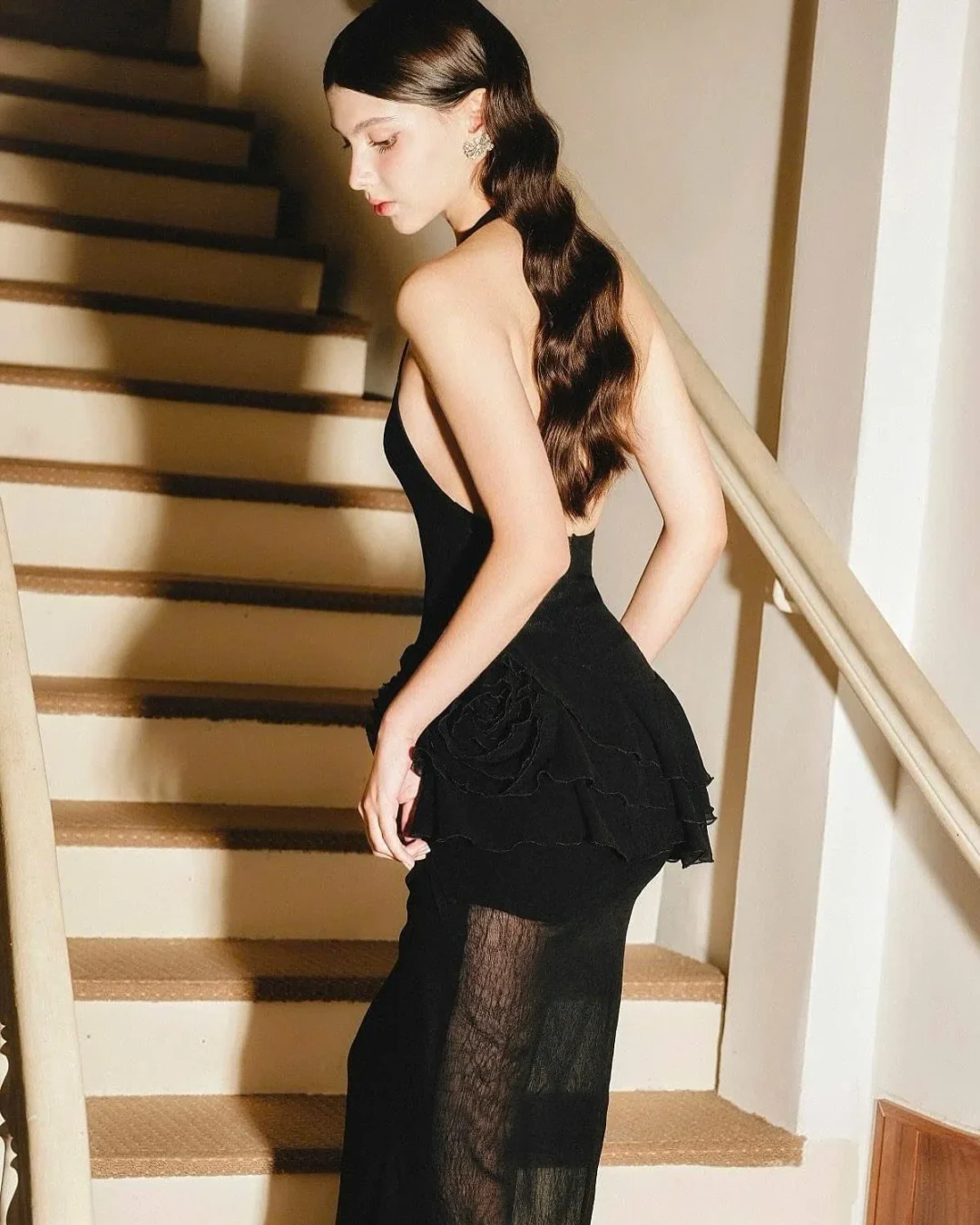 Ảnh 3 của Đầm đen peplum halter XIPI size S