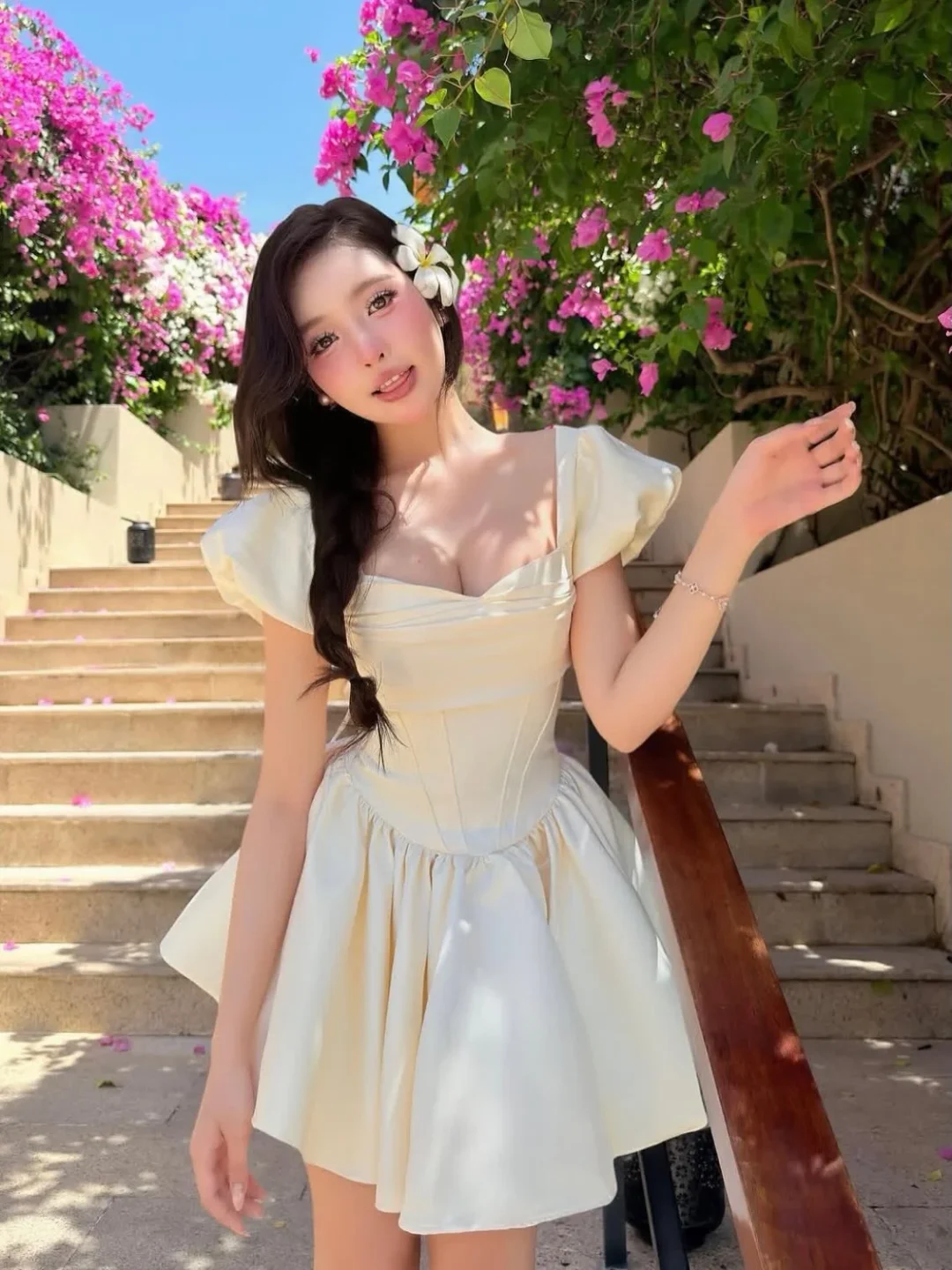 Photo 1 of Đầm satin kem tay phồng Darling.ism
