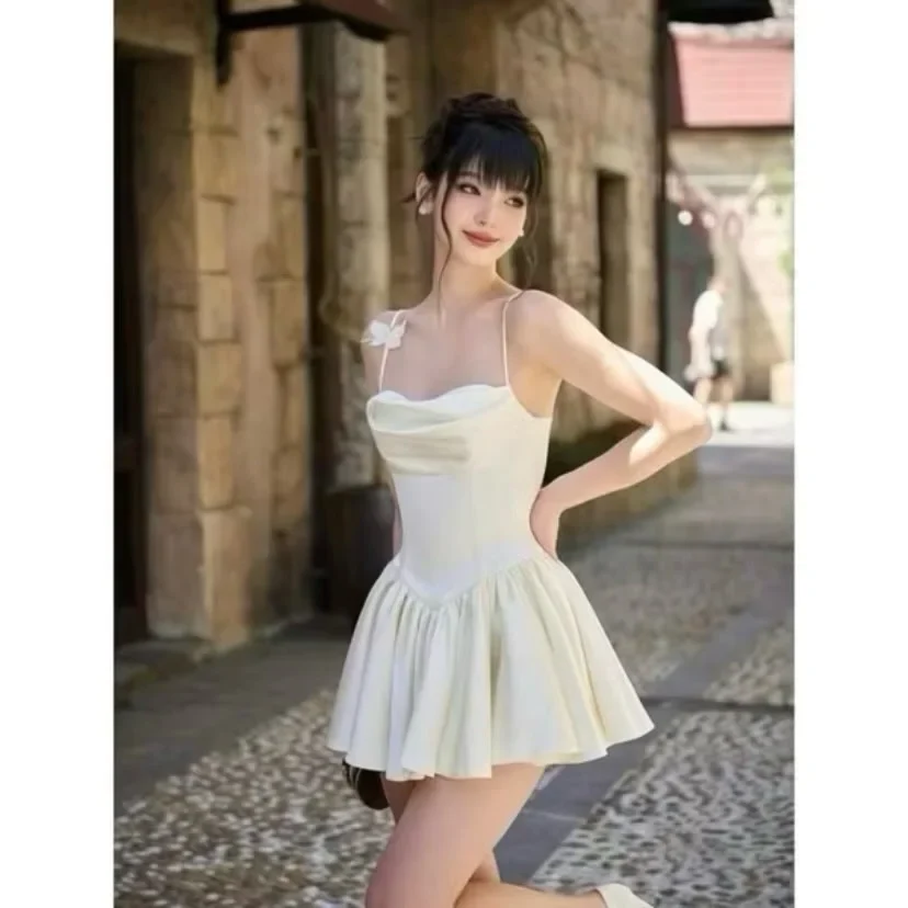Ảnh 1 của Váy corset ngắn màu kem nữ tính