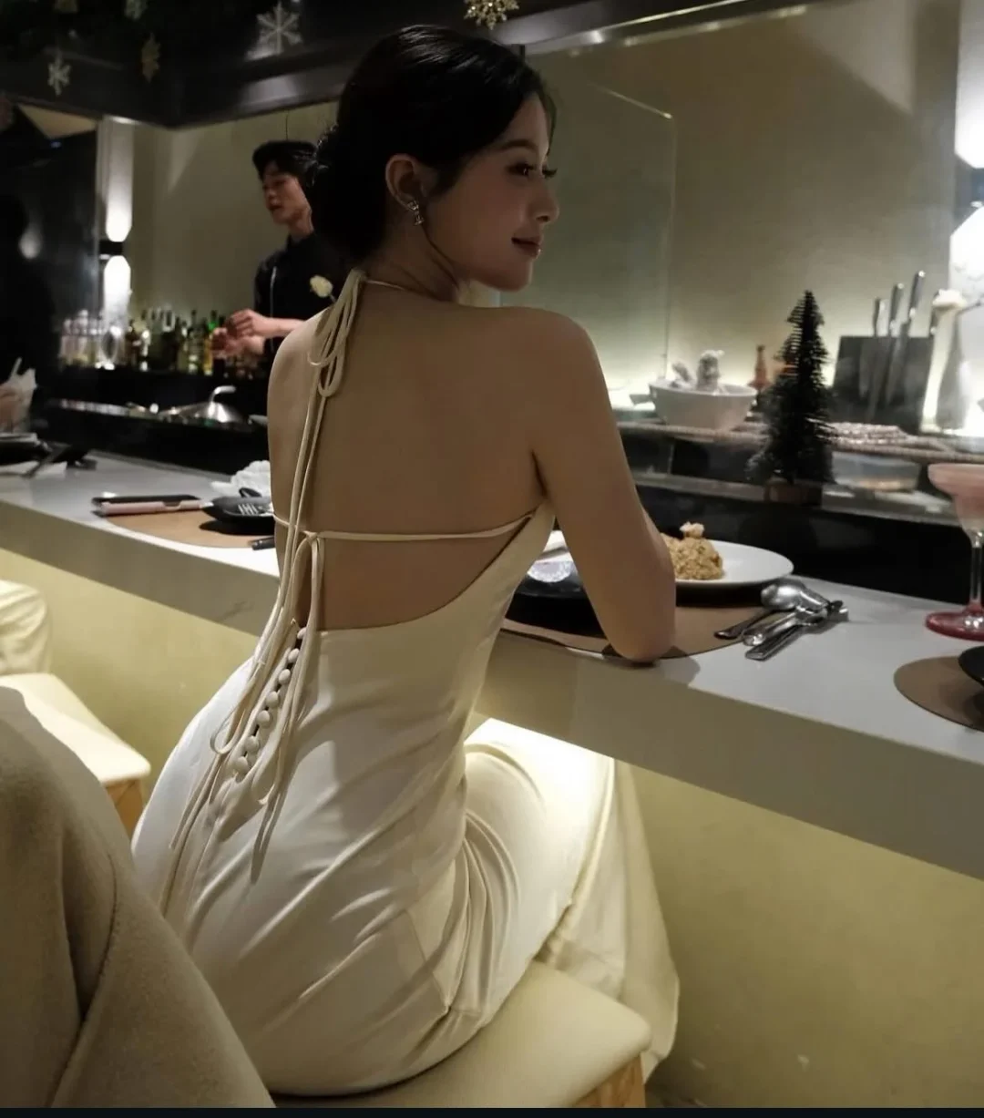 Ảnh 5 của Đầm lụa trắng hai dây nữ thanh lịch