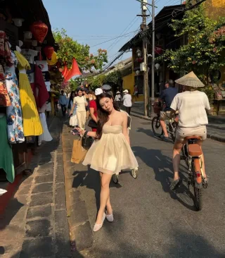 Photo 4 of Váy quây ngực voan be nhạt nữ tính