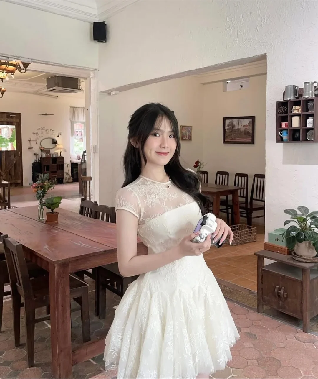 Ảnh 4 của Đầm ren trắng ngắn xòe nữ tính