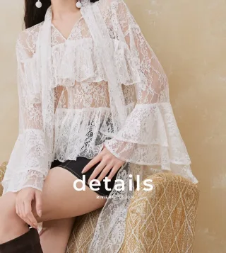 Photo 4 of Áo ren trắng tay loe nữ kết hợp chân váy