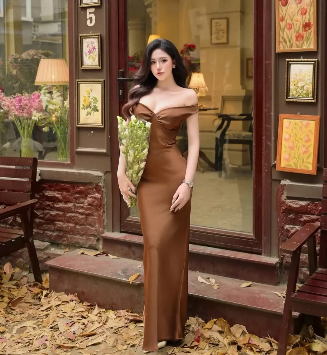 Ảnh 7 của Đầm dài trễ vai nâu satin nữ