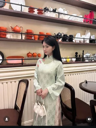 Photo 1 of Áo dài nữ lụa xanh mint truyền thống