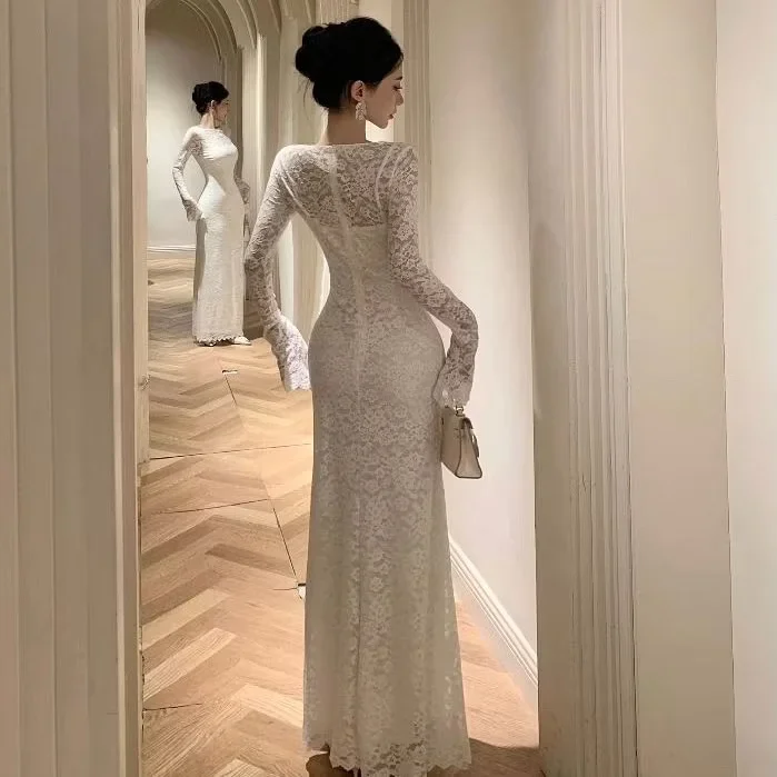 Ảnh 2 của Đầm ren trắng bodycon tay dài nữ
