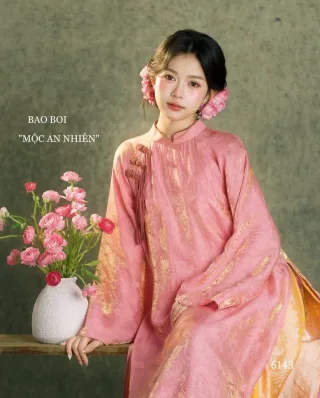 Photo 1 of Áo dài lụa hồng thêu vàng nữ