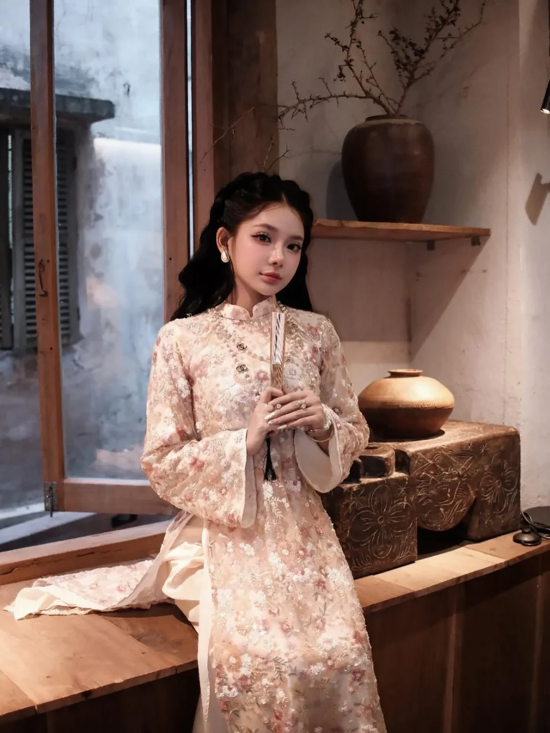Photo 5 of Áo dài hoa kem truyền thống nữ