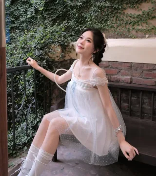 Ảnh 1 của Váy babydoll voan chấm bi trắng nữ