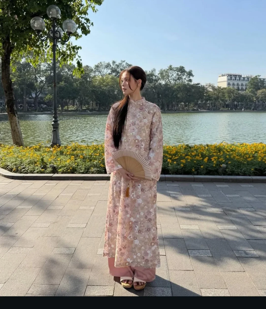 Ảnh 6 của Áo dài nữ thêu hoa hồng pastel