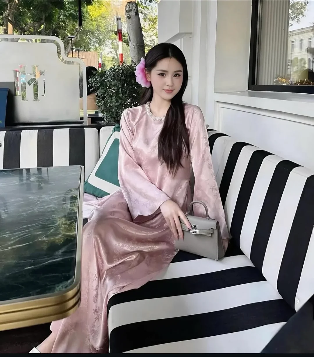 Ảnh 1 của Áo dài lụa satin hồng nhạt nữ