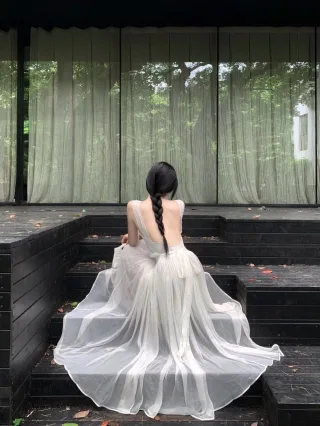 Photo 1 of Váy voan maxi trắng local brand size S