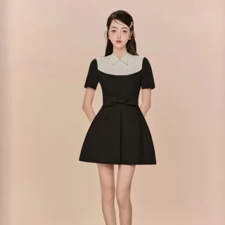Ảnh 1 của Đầm đen cổ trắng nơ eo nữ