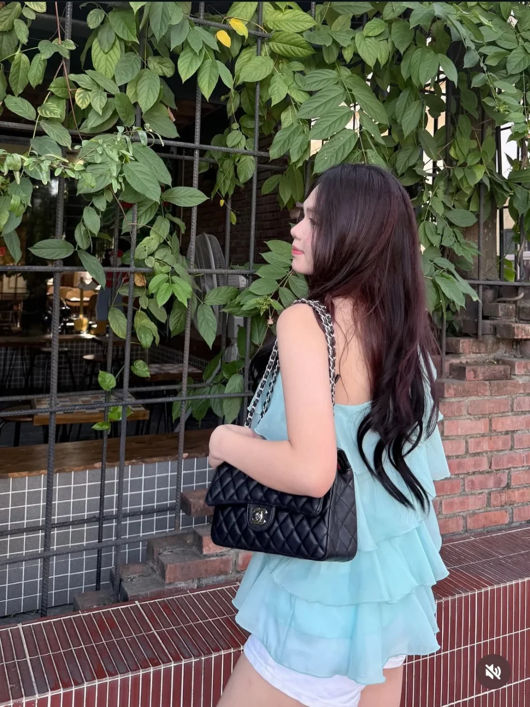 Photo 2 of Áo hai dây voan xanh mint nữ tính
