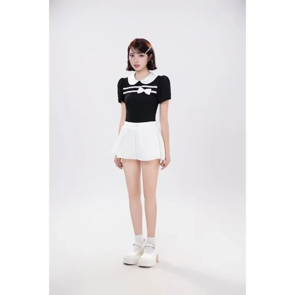 Ảnh 1 của Set croptop đen váy trắng nữ dễ thương