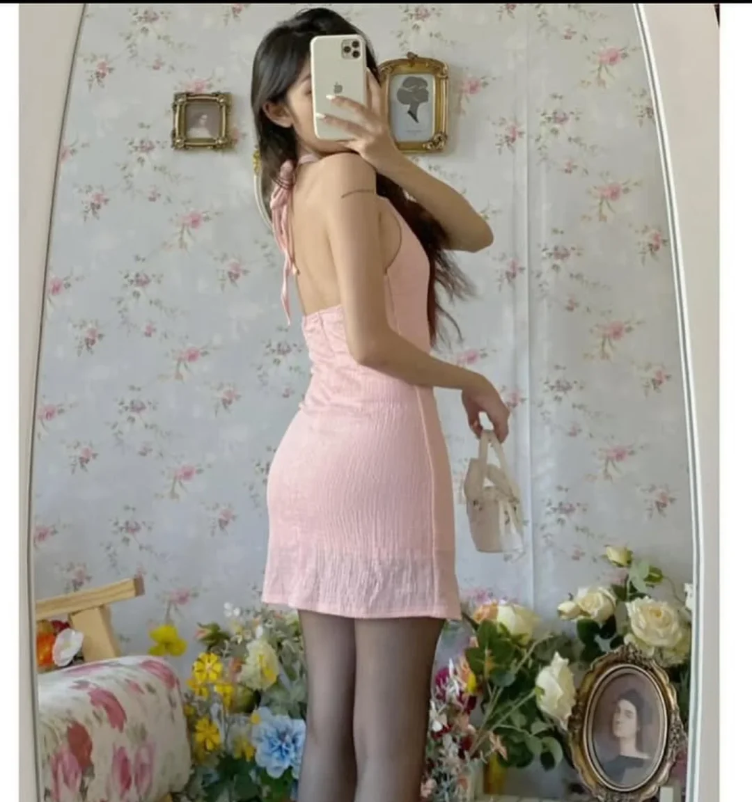 Ảnh 2 của Đầm mini hồng nhún cổ yếm size S